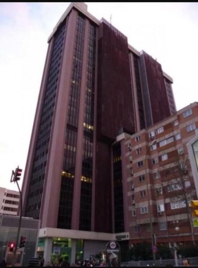 Nirvana Madri Exterior foto